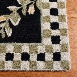 Hooked Tiana Rug - Safavieh