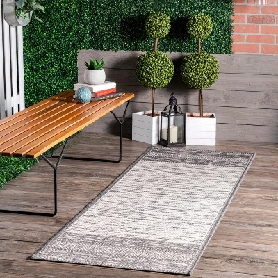 NuLOOM Outdoor Lana Patio Area Rug 6 NuLOOM Outdoor Lana Patio Area Rug - Image 6